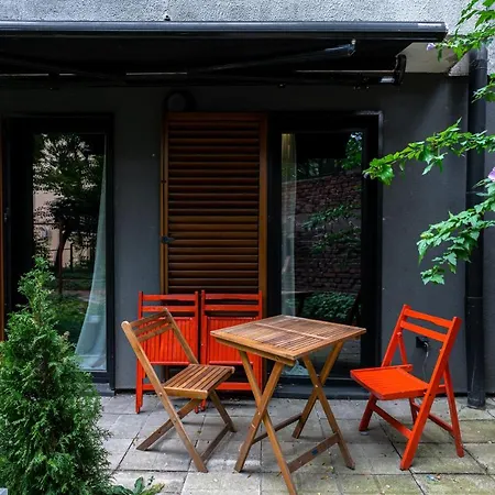 Apartment Cozy&modern With Garden Sofia